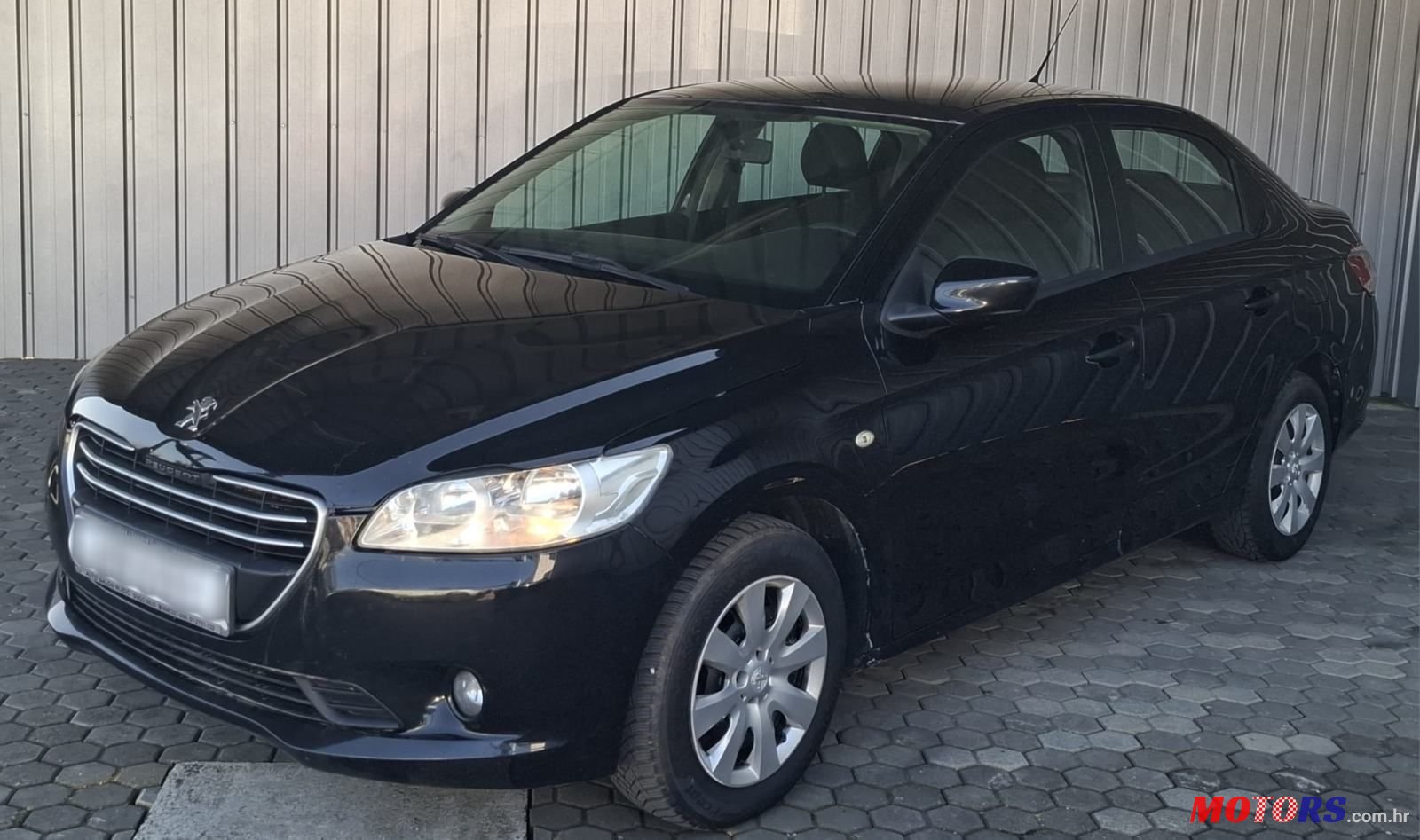 2013' Peugeot 301 1,6 Hdi photo #1