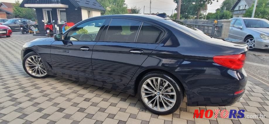 2017' BMW Serija 5 520D photo #3