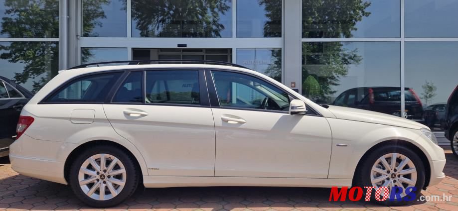 2011' Mercedes-Benz C-Klasa 200 Cdi T photo #2