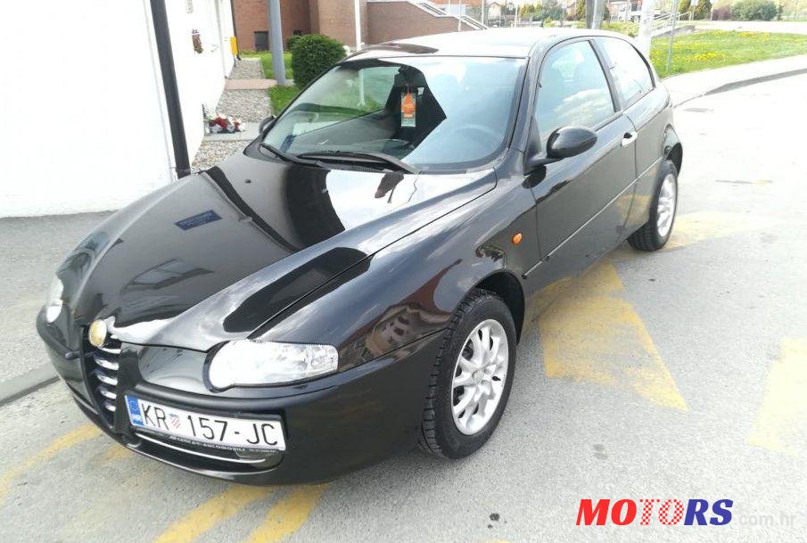 2005' Alfa Romeo 147 1,6 Ts photo #1