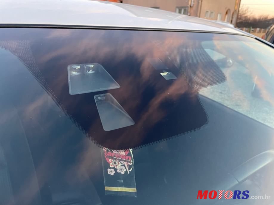 2015' Mazda 3 Cd150 Top photo #4