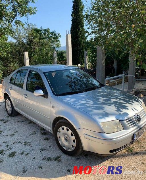 2002' Volkswagen Bora 1,9 Tdi photo #1