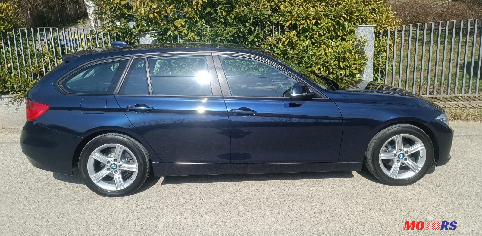 2014' BMW Serija 3 318D photo #3
