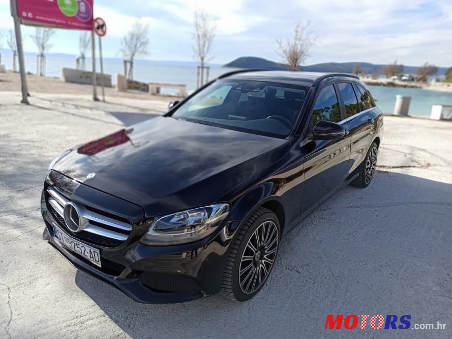 2016' Mercedes-Benz C-Klasa T-Model photo #1
