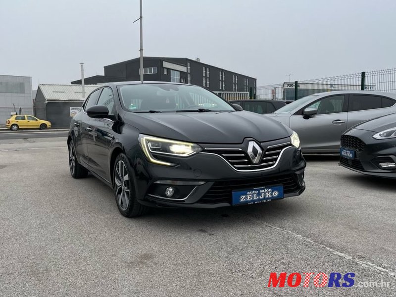 2015' Renault Megane Dci 130 Gt photo #3