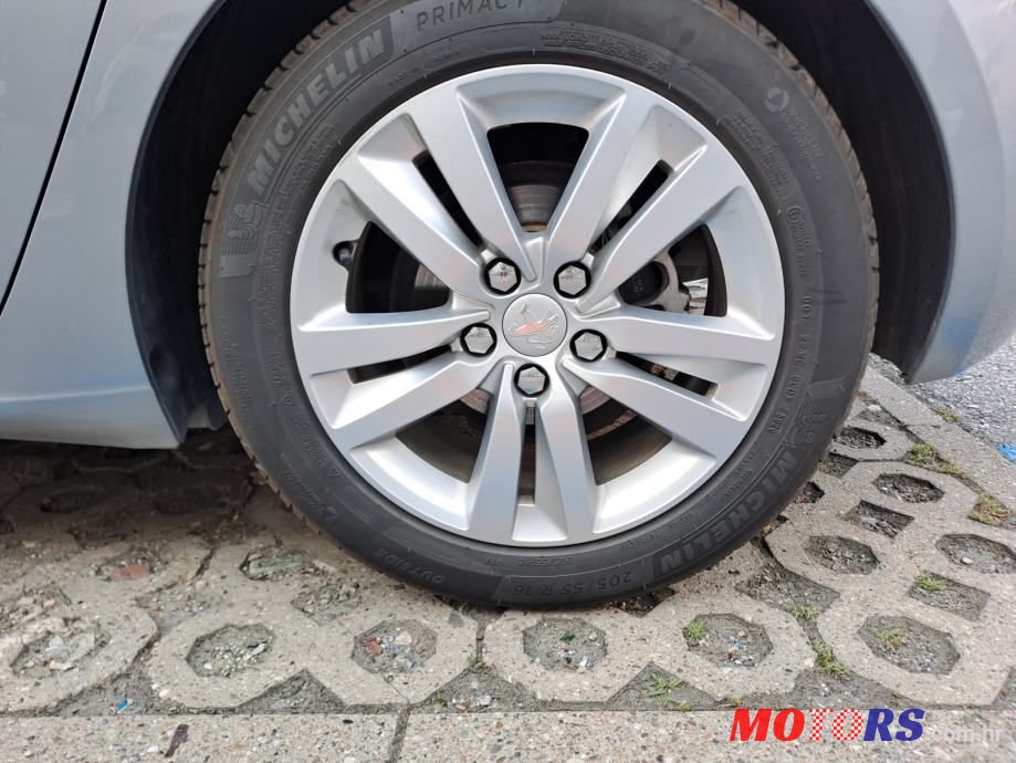 2013' Peugeot 308 1,6 Hdi photo #5