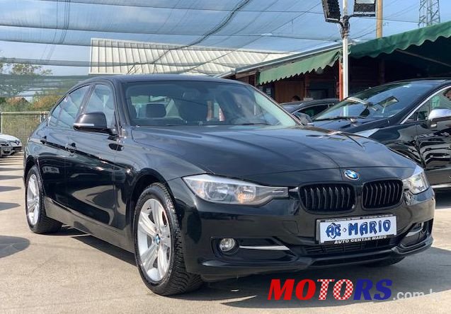 2015' BMW Serija 3 318D photo #2