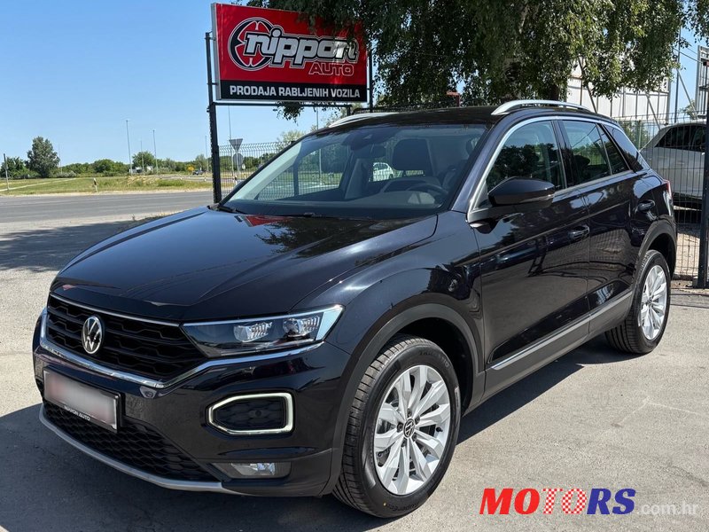 2021' Volkswagen T-Roc 2,0 photo #1