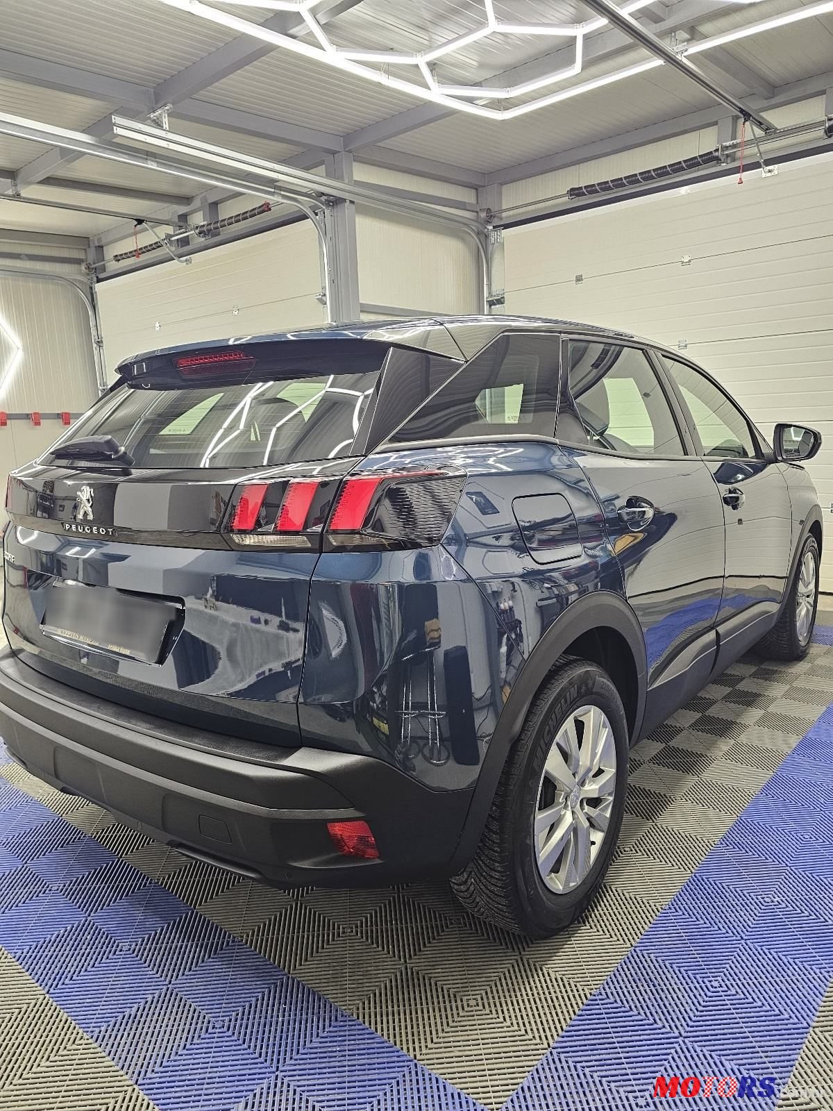 2023' Peugeot 3008 1,5 photo #4