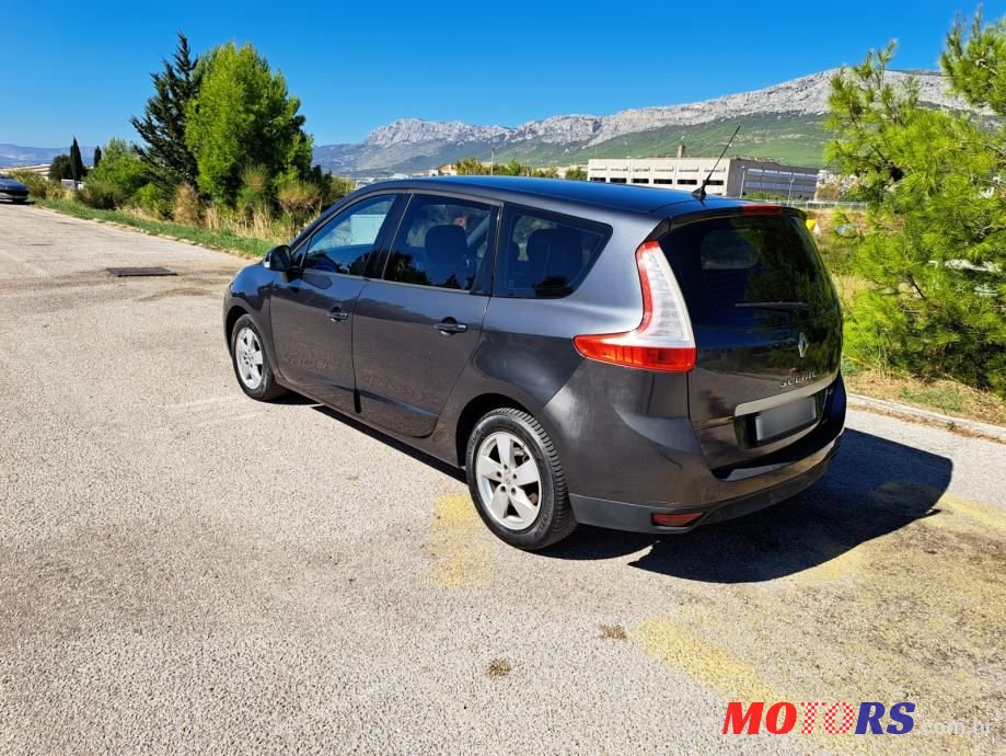 2010' Renault Grand Scenic 1,5 Dci photo #6