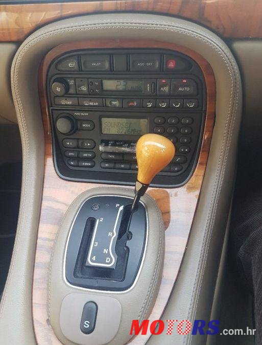 1999' Jaguar XJ Xj8 3,2 photo #2