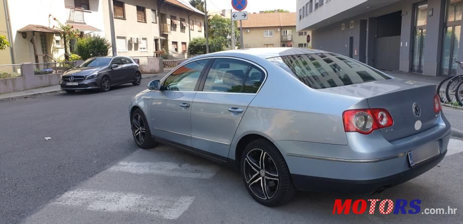 2005' Volkswagen Passat 2,0 Tdi photo #4