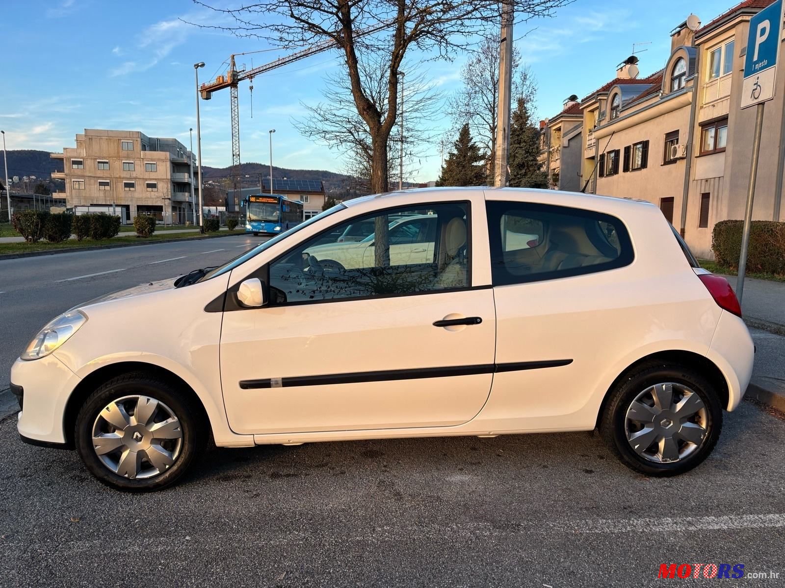 2008' Renault Clio 1,2 photo #5