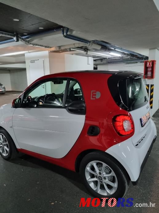 2017' Smart Fortwo Eq photo #4