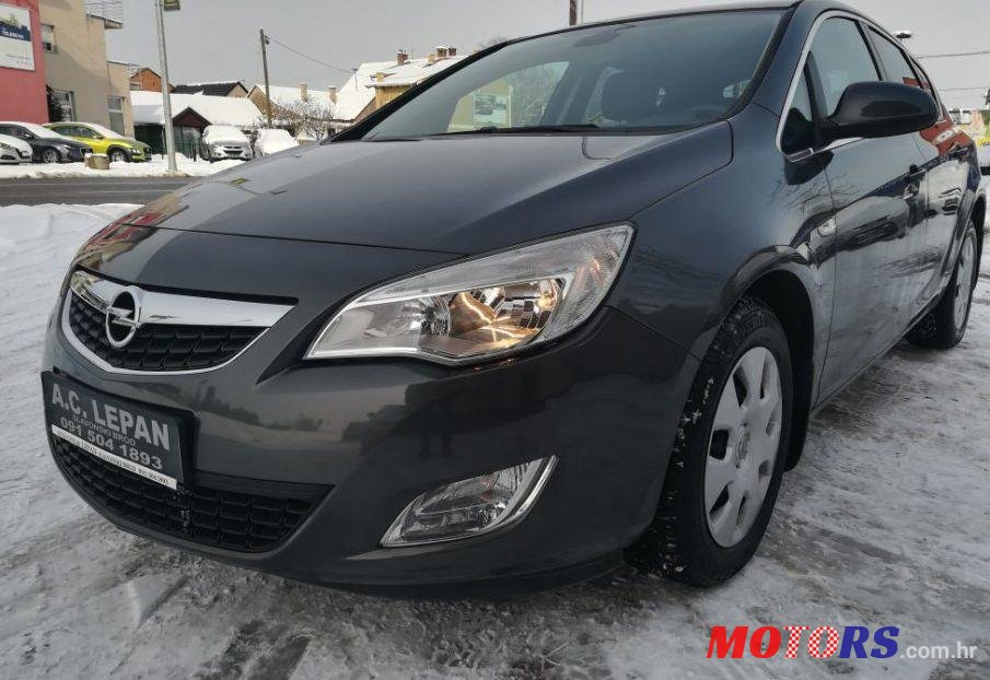 2010' Opel Astra 1,7 Cdti Sport photo #1