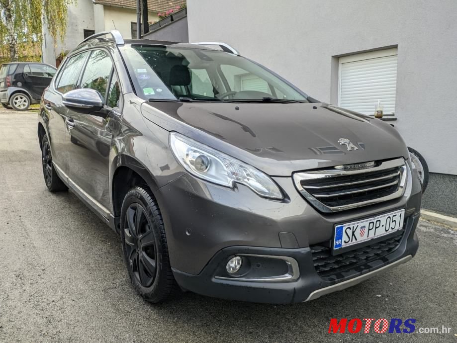2014' Peugeot 2008 1,2 Vti photo #3