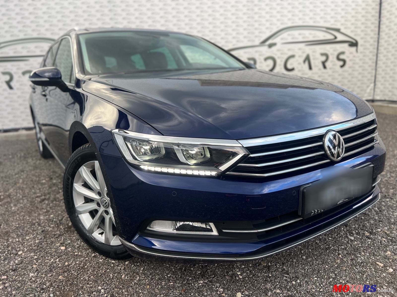 2018' Volkswagen Passat Variant photo #1