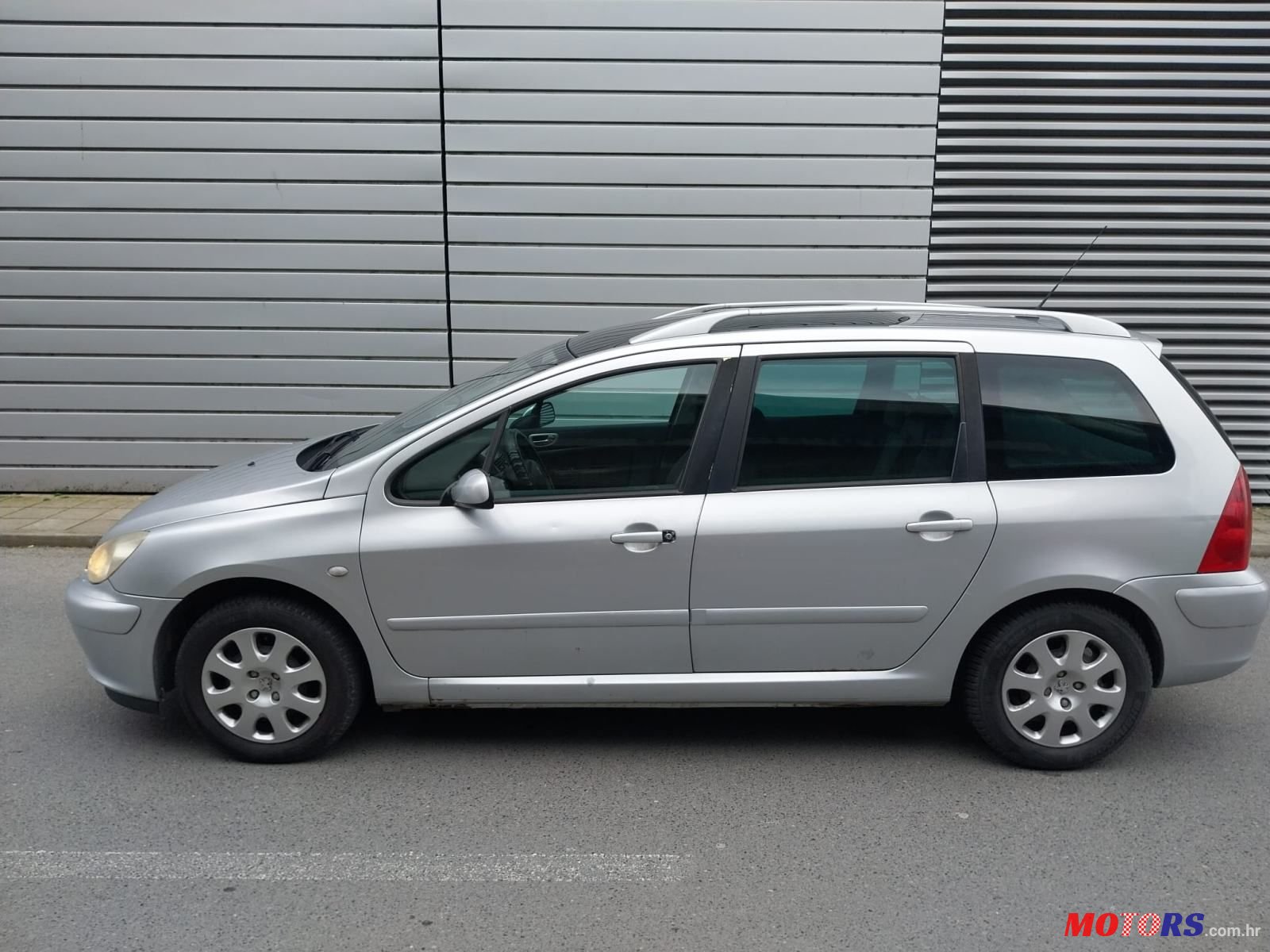 2003' Peugeot 307 Sw photo #4