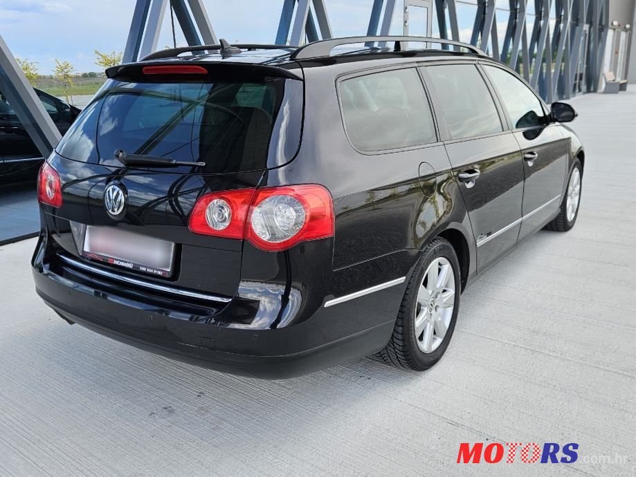 2008' Volkswagen Passat Variant photo #6