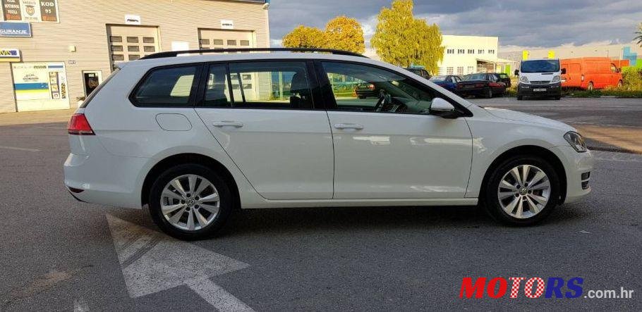 2014' Volkswagen Golf VII Variant photo #4