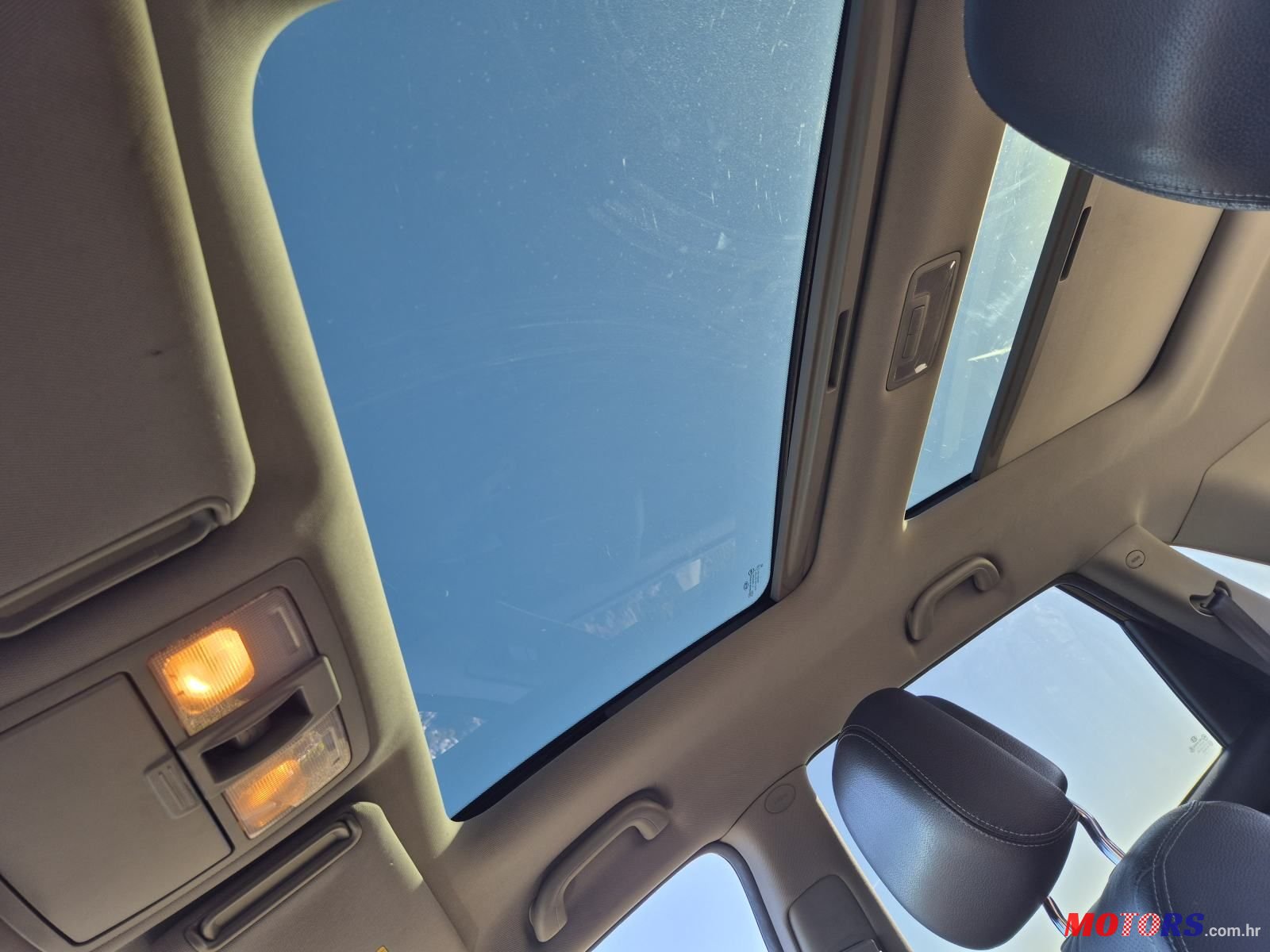 2012' Kia Sorento 2.2 Crdi Ex Platinum photo #6