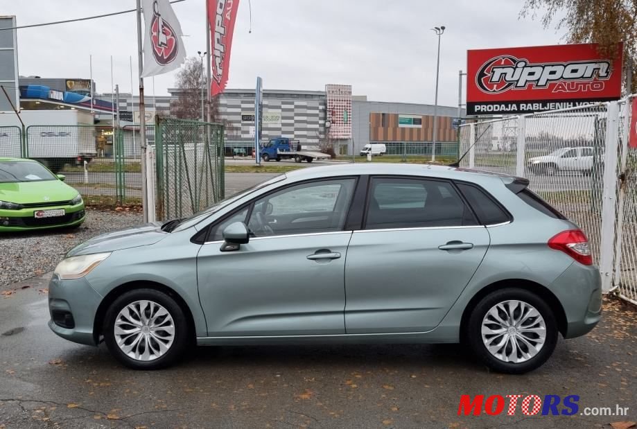 2011' Citroen C4 1,6 Hdi photo #3