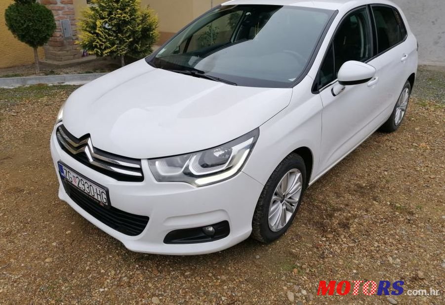 2015' Citroen C4 1,6 120 S&S photo #1