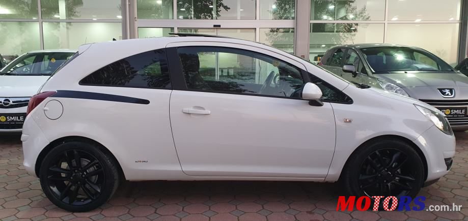 2010' Opel Corsa 1,3 Cdti photo #2