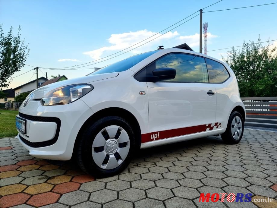 2013' Volkswagen Up photo #2