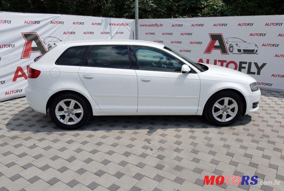 2011' Audi A3 1,6 Tdi S-Tronic photo #2