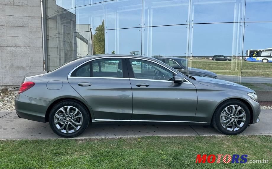 2018' Mercedes-Benz C-Klasa 220 D photo #6