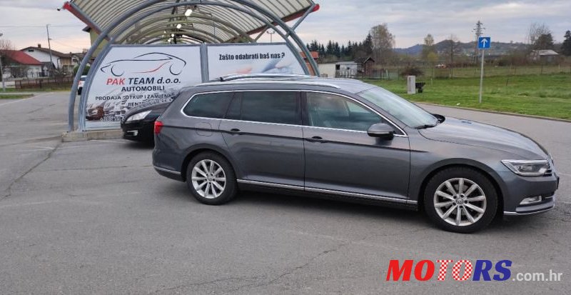 2016' Volkswagen Passat Variant photo #5