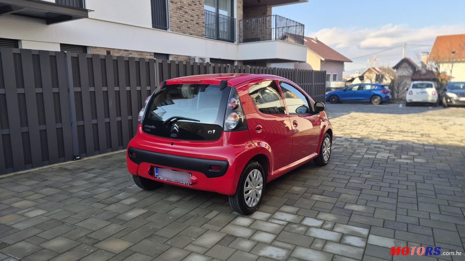 2014' Citroen C1 1,0 photo #3