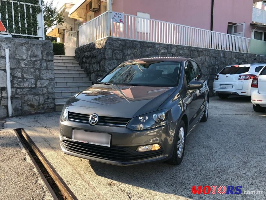 2015' Volkswagen Polo photo #5