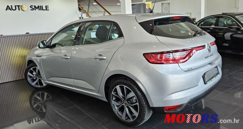 2019' Renault Megane photo #6