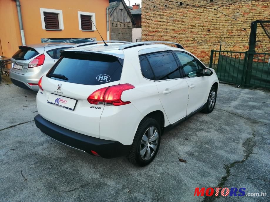 2016' Peugeot 2008 1,6 photo #1