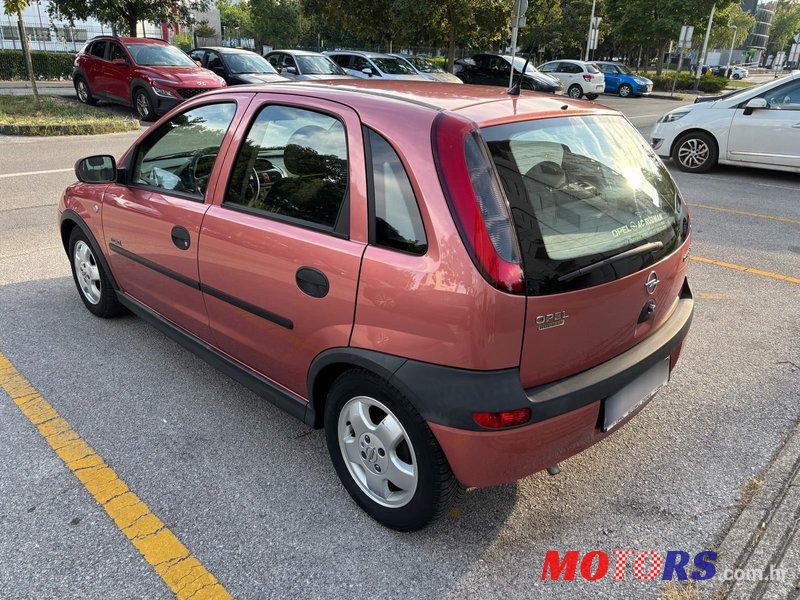 2001' Opel Corsa 1,4 16V photo #1