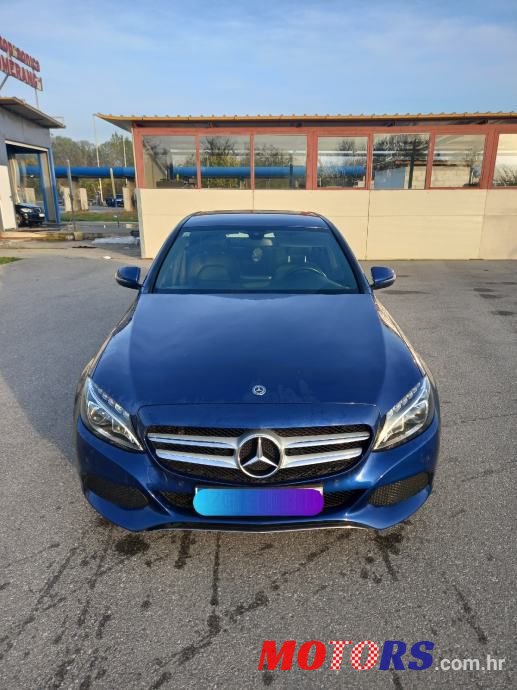 2017' Mercedes-Benz 180 C photo #1