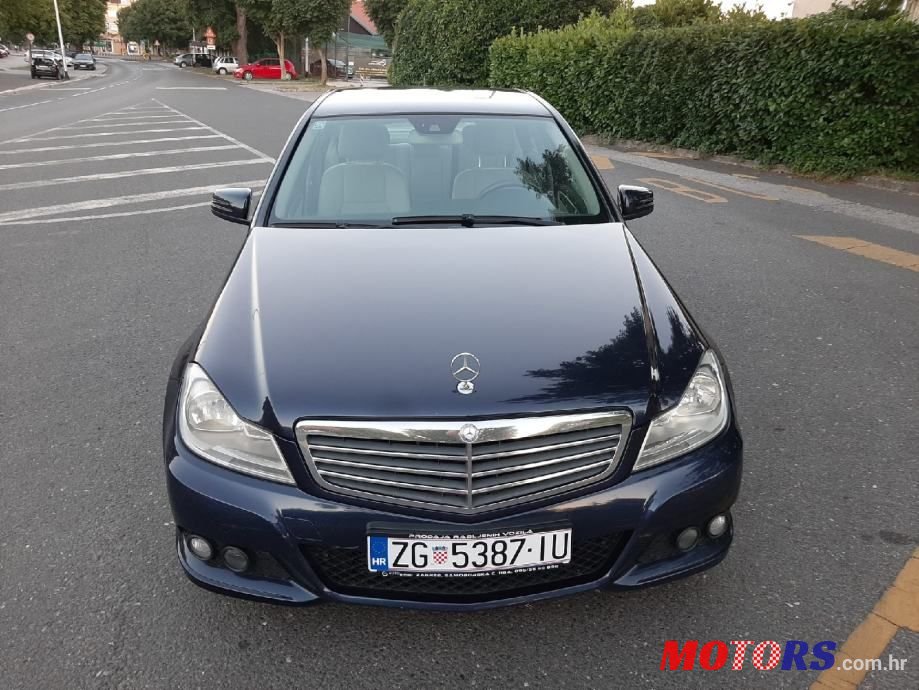 2011' Mercedes-Benz C-Klasa 200 Cdi photo #2