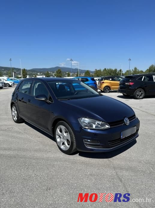 2015' Volkswagen Golf 7 1,6 Tdi Bmt photo #3