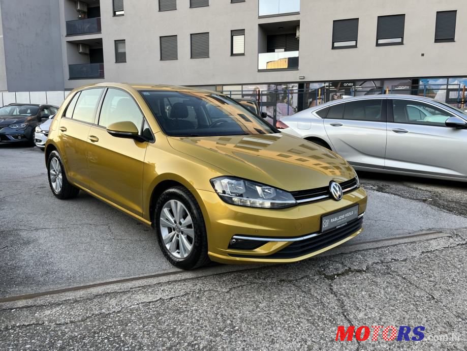 2017' Volkswagen Golf 7 1,6 Tdi photo #1