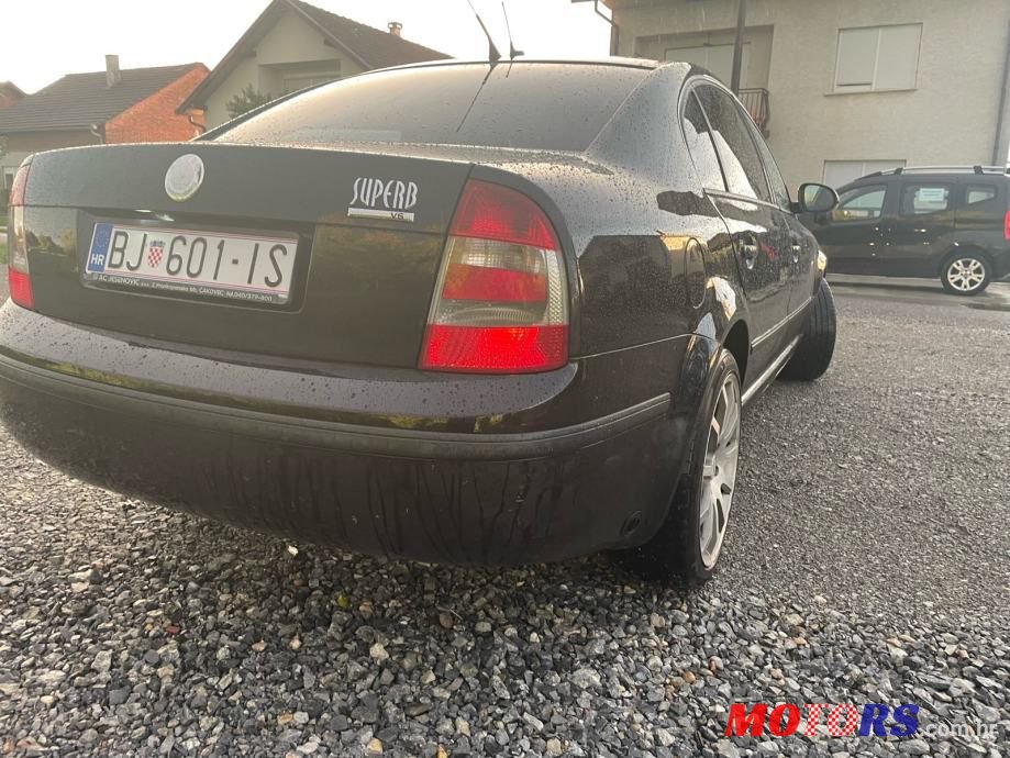 2008' Skoda Superb photo #5