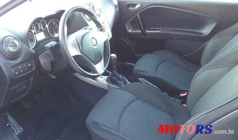 2010' Alfa Romeo MiTo 1,6 Jtdm photo #1