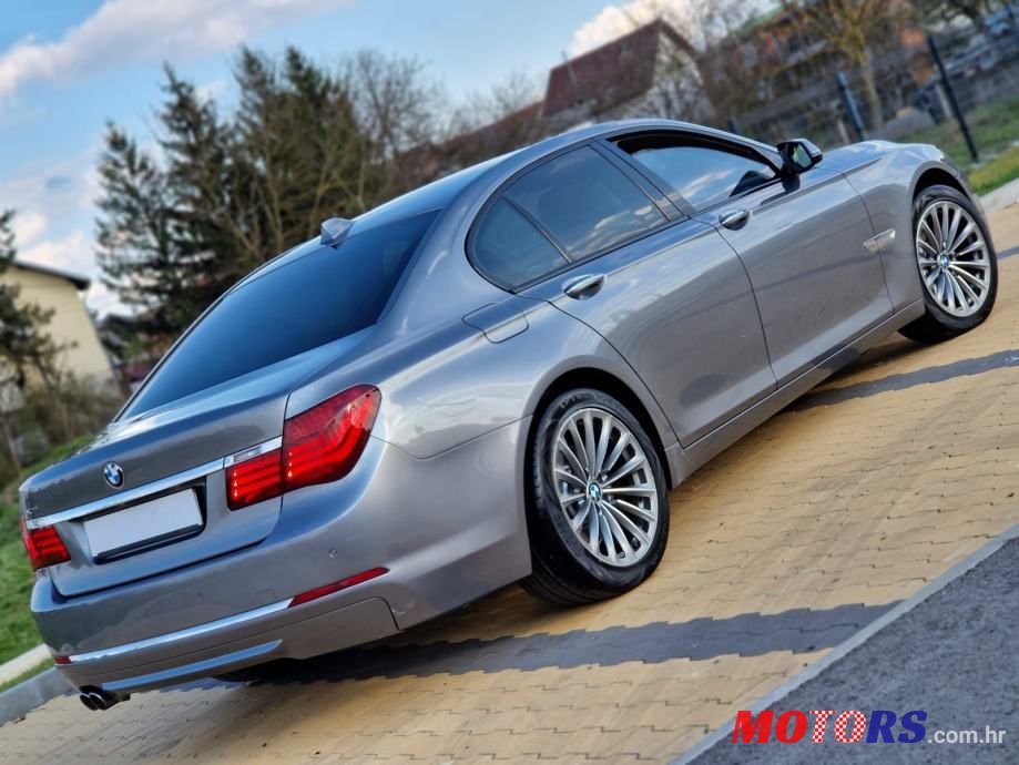 2012' BMW Serija 7 photo #5