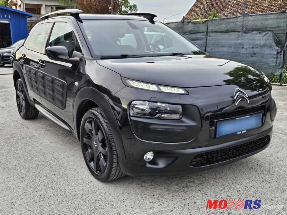 2016' Citroen C4 Cactus 1,6 Bluehdi photo #4