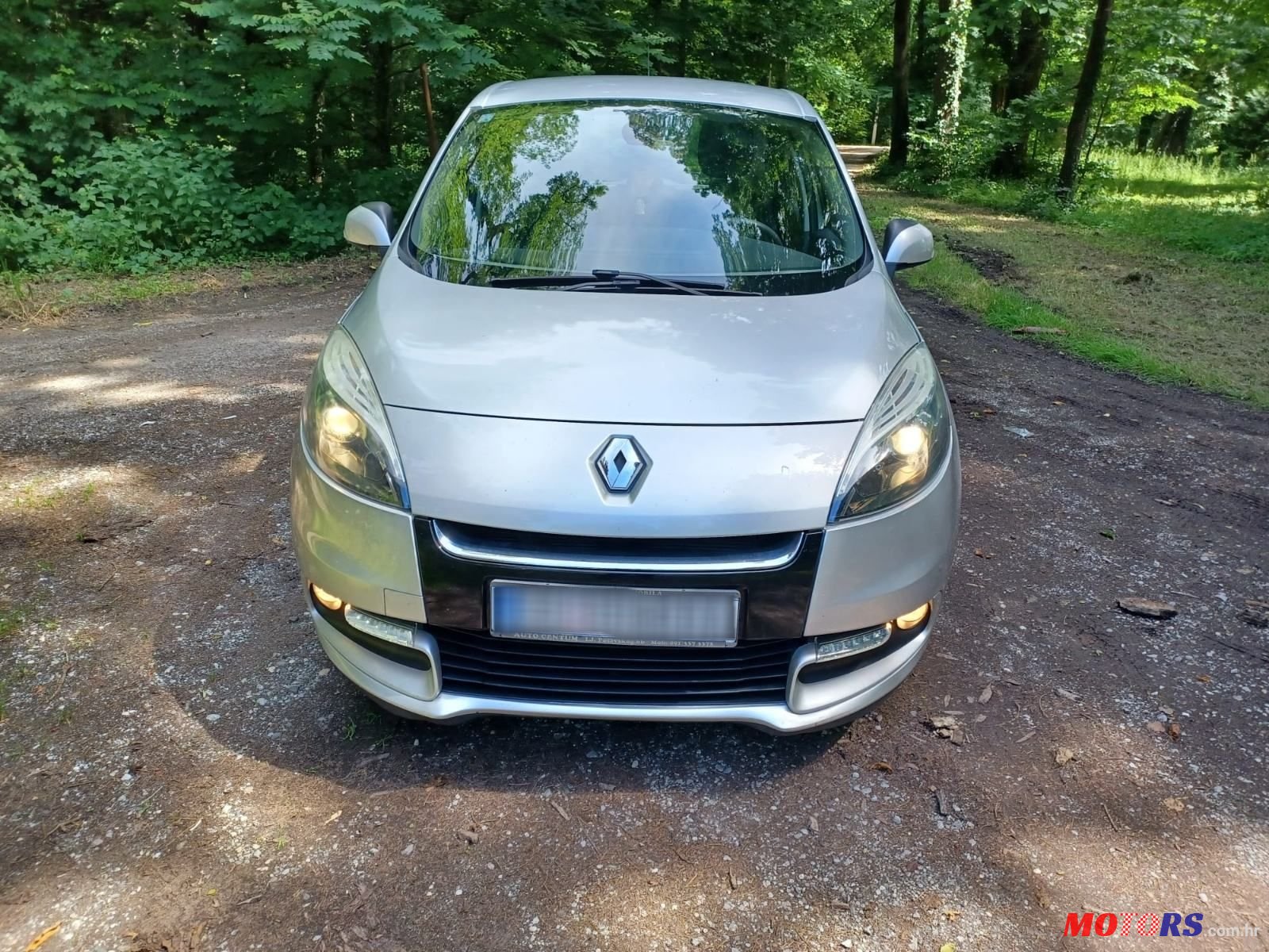 2012' Renault Scenic 1,5 Dci photo #6