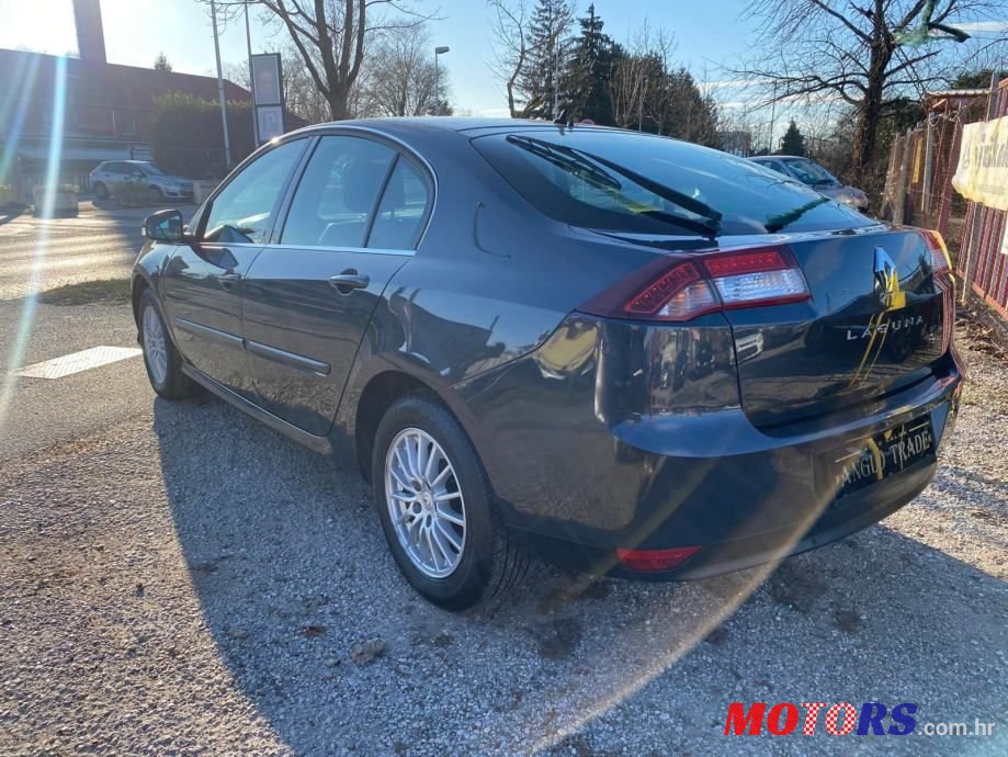 2012' Renault Laguna 1.5 Dci photo #4
