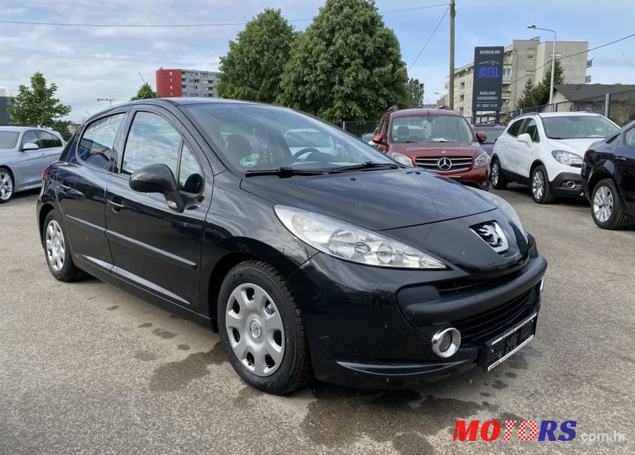 2008' Peugeot 207 1,6 Hdi photo #1