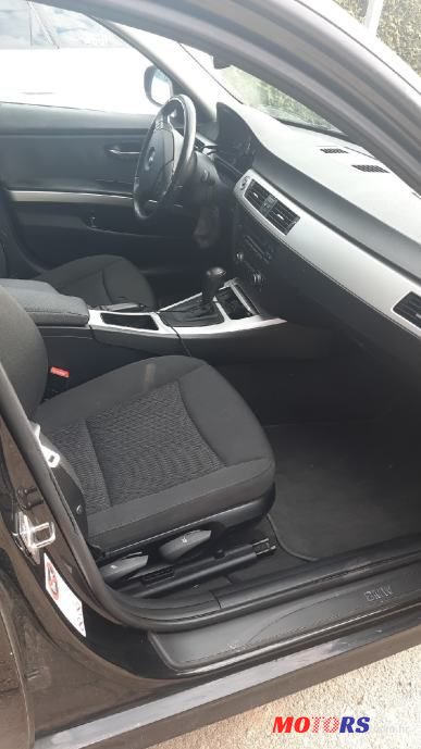 2010' BMW Serija 3 320D photo #4