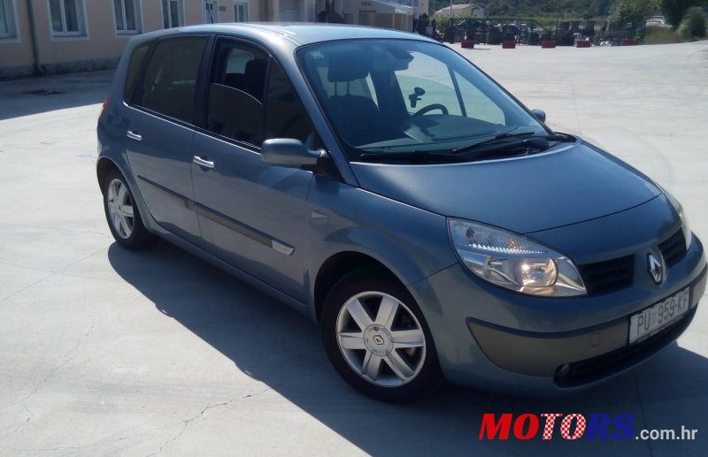 2005' Renault Scenic photo #1